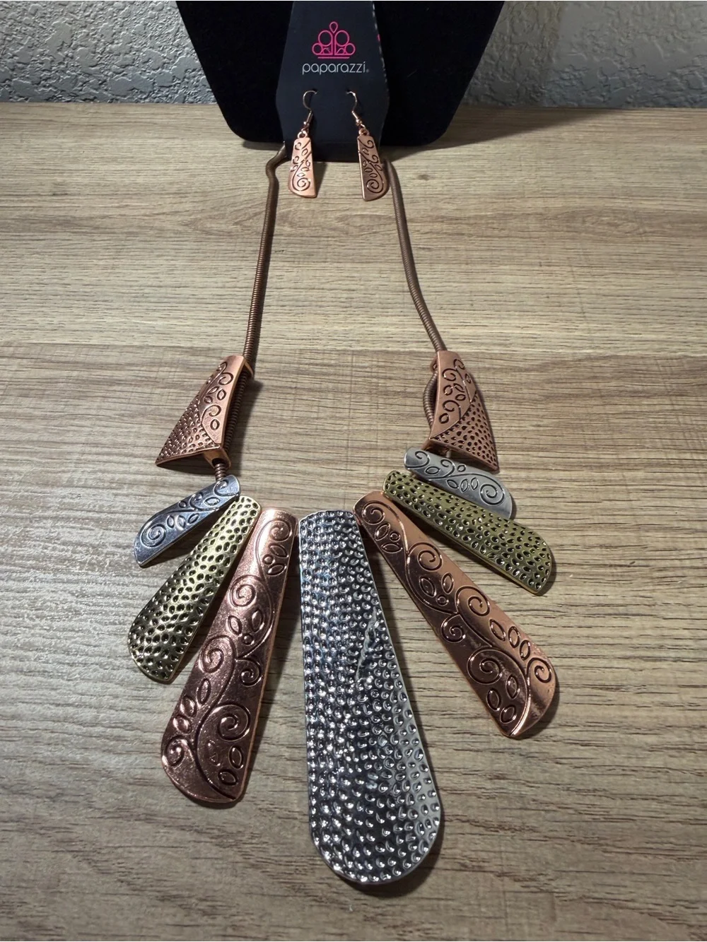 paparazzi Multi-Tone Textured Bib Necklace & Earrings Set - Copper, Silver, Gold - Picture 1 of 4